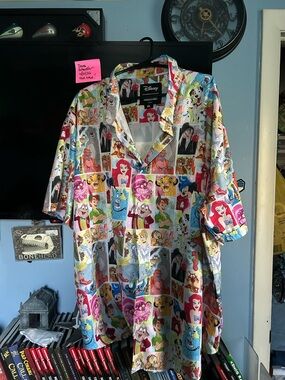 RSVLTS Disney “ drawn to life” men’s 3x. Hard to find !